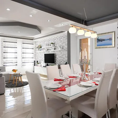 Milla With Private Pool, Jacuzzi, Sauna, Gym, Max. 8 Person